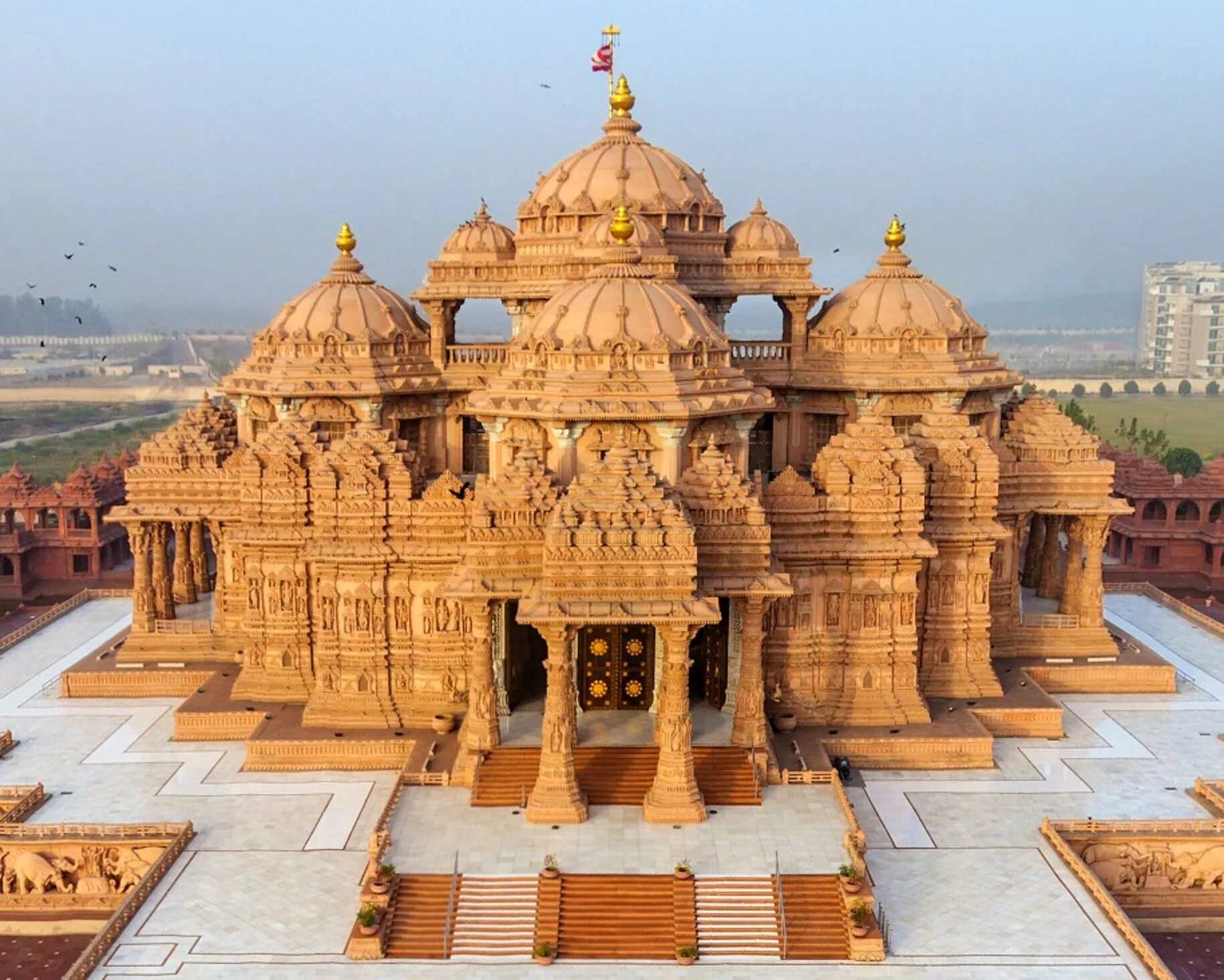 Храм temple. Храм Акшардхам Дели Индия. Индуистский храм Акшардхам в Дели. Храм Сваминараян Акшардхам. Акшардхам достопримечательности Индии.