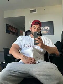 Ersin Toprak @ErsinTo29825735 - Twitter Profile Instalker