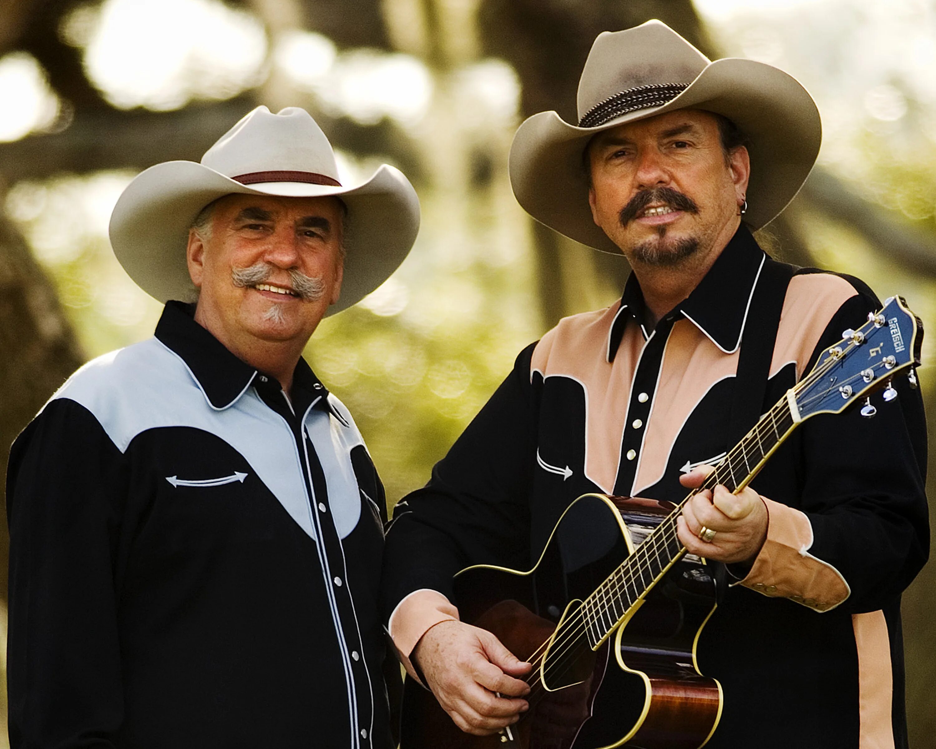 Brothers country. The Bellamy brothers. Bellamy brothers CD. Bellamy brothers 2021 Covers from the brothers. No Country Music for old men Bellamy brothers.