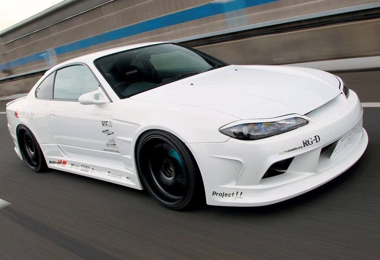 Silvia s15 купить. Nissan Silvia s15 белая. Ниссан Silvia s15. Nissan Silvia s15 spec-r.