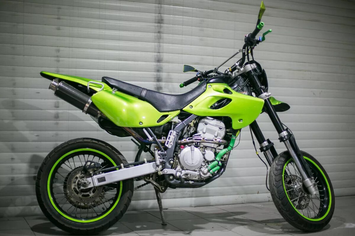 D tracker. Kawasaki klx 250 d-tracker. kawasaki d tracker 250 2003. kawasaki d-tracker 250 motard. kawasaki 250 мотард.