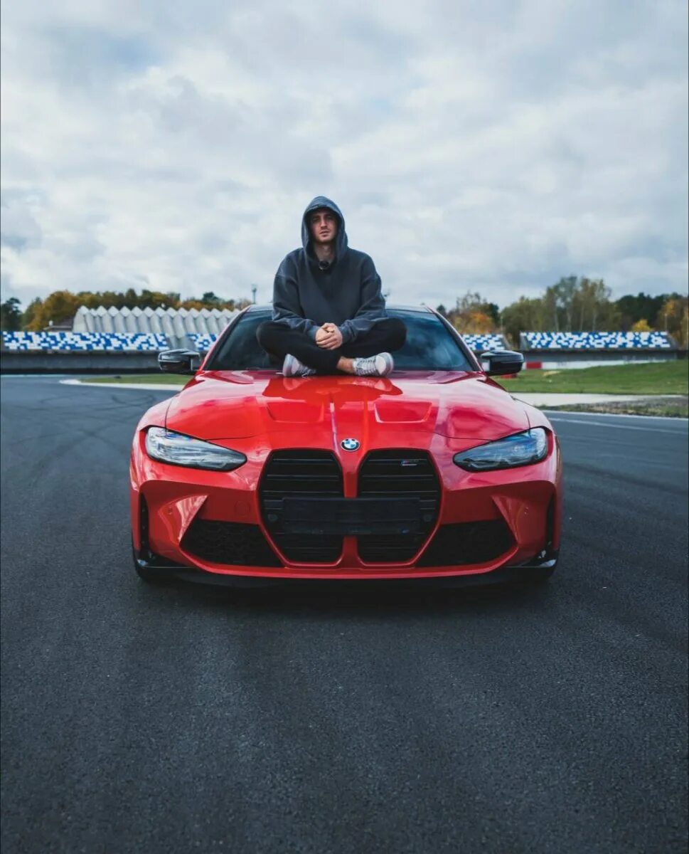 Миша литвин. Машина литвина. Машина литвина. Bmw m8 литвина. Машина литвина.