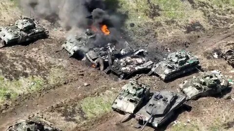 Брэдли против бтр видео