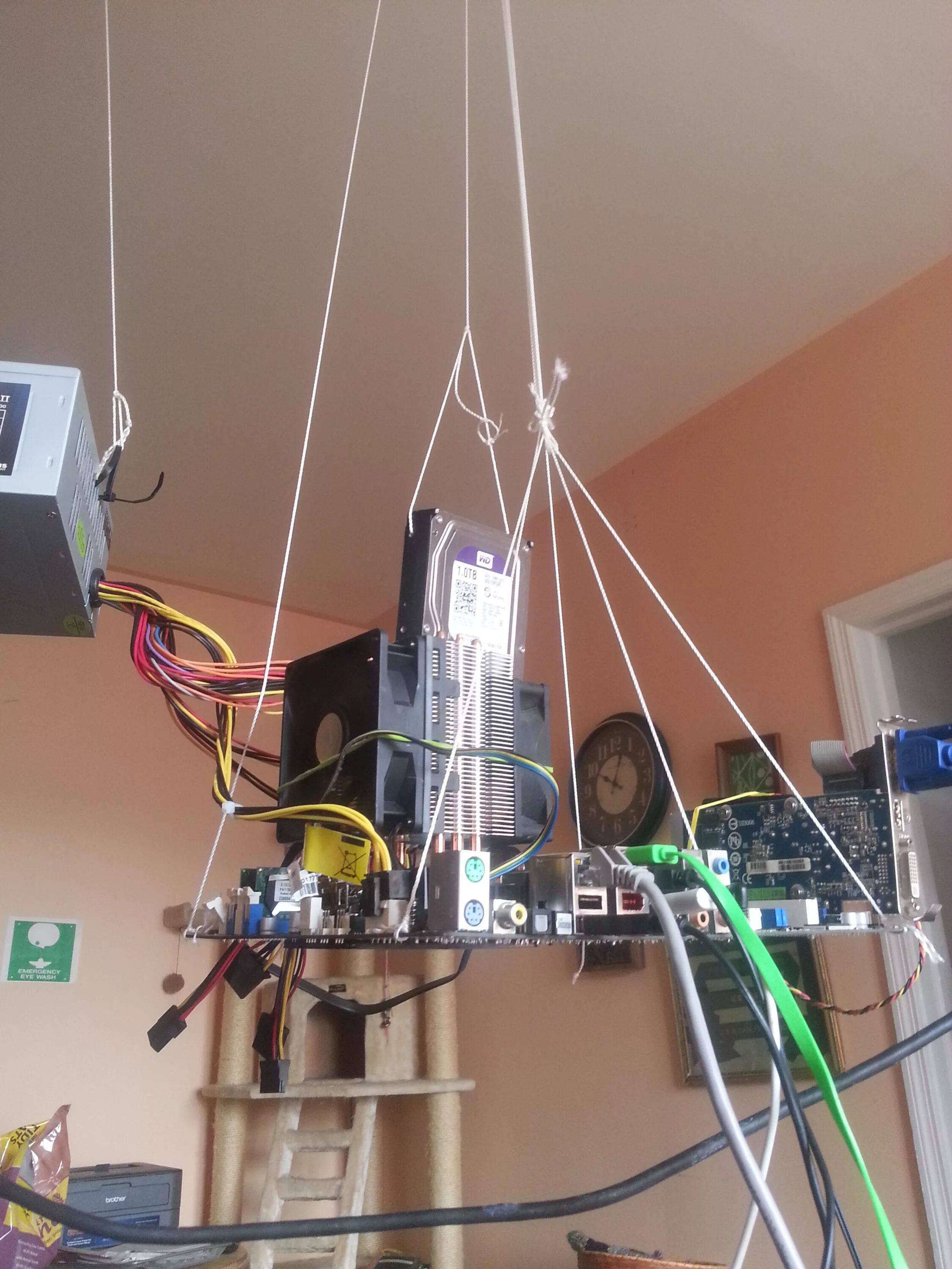Computer hanged. Computer is hanging up.