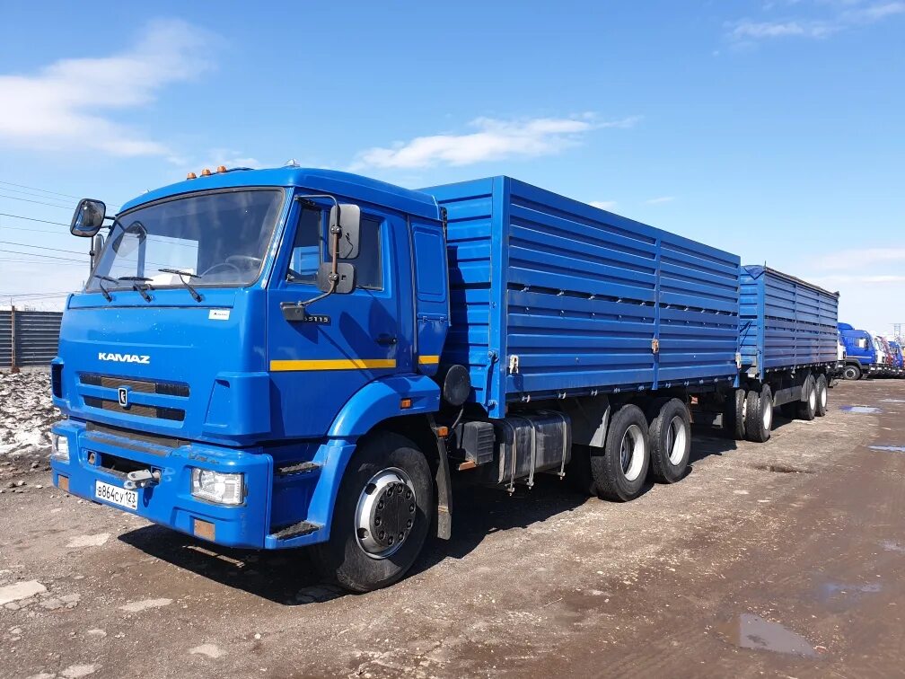 Камаз зерновоз. Камаз 65115 бортовой зерновоз. камаз 65115 зерновоз. камаз 65115 бортовой. камаз 65115 зерновоз синий.