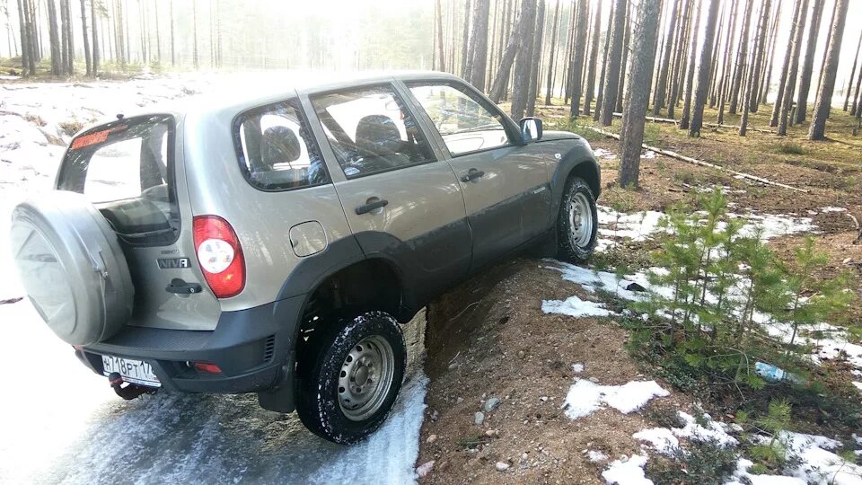 Chevrolet nova. Нива шевроле 2007. Chevrolet niva drive2. Нива шевроле драйв 2. Нива шевроле 2х2.