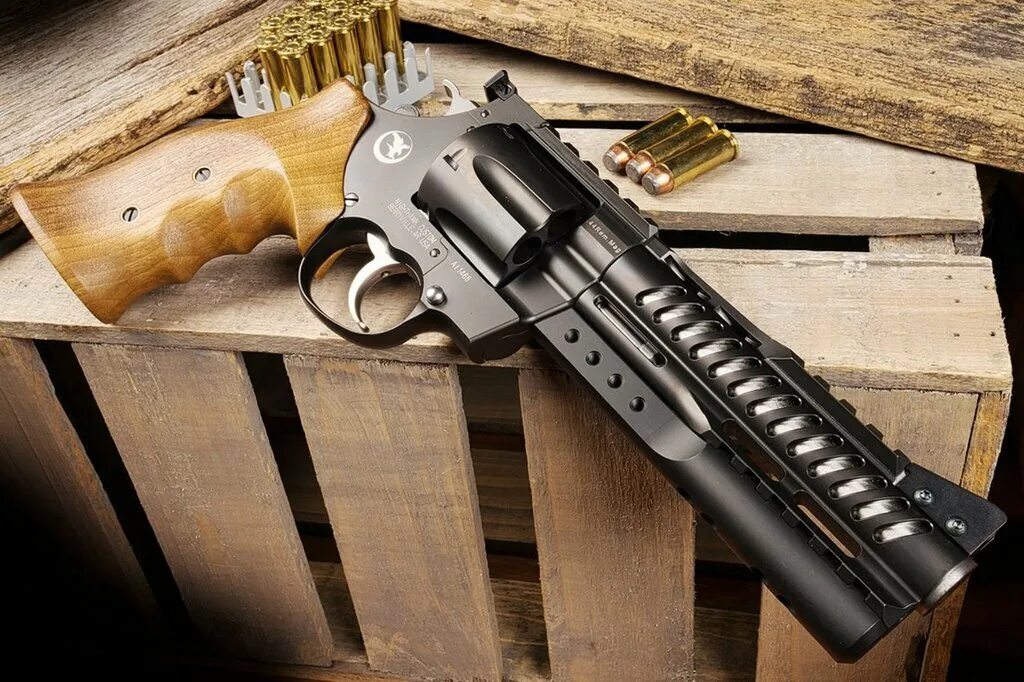 357 mag. Револьвер colt king cobra. Револьвер р9. Новинки револьверов. New nambu m60.