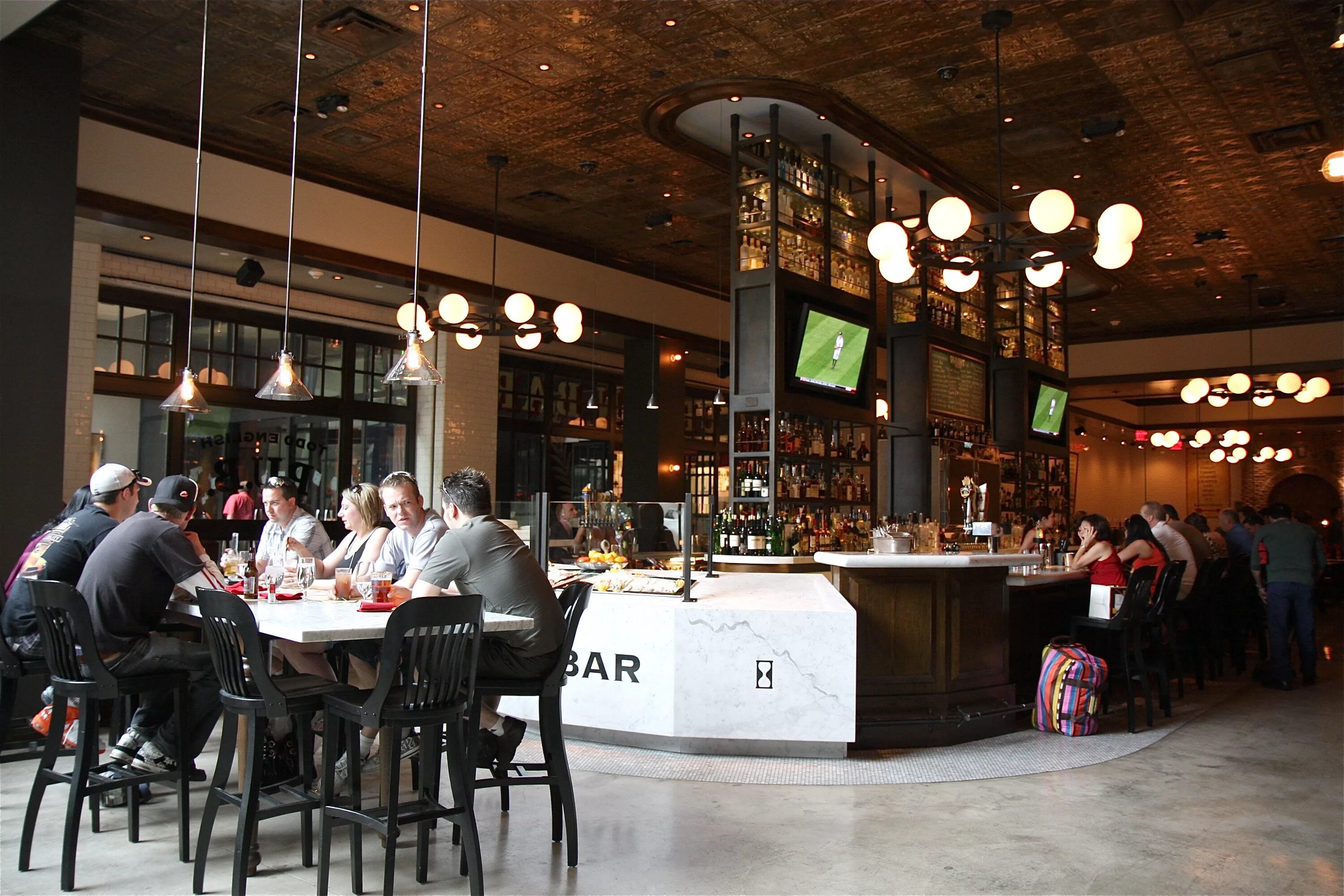 Гастро бар кухня. Ресторан the speakeasy bar. Паб джоли джек лондон. Пабы в британии. Pub de.