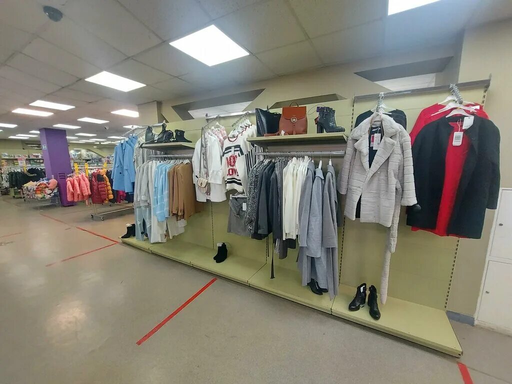 Продуктовые магазины в щелково. Днс щелково. Автовокзал центральный щелковское шоссе 75. Фамилия магазин щелково. Фамилия щелково.