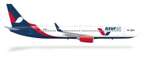 737 900