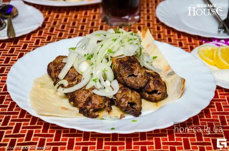 Шашлык хаус дмитровское шоссе. Люля кебаб 100. Шашлык хаус невский 128. Шашлык city луганск. Кафе шашлык хаус на вольской.