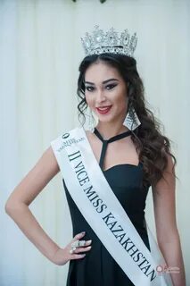 «Мұхтардың оралуы» фильміндегі жалаңаш Василиса II бөлім