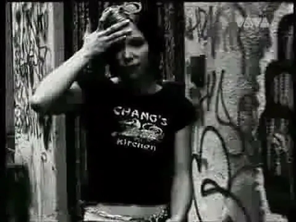 Песня so strung out
