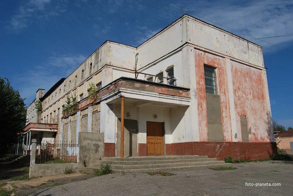 Село горки Ивановская область. Село новые горки Ивановская область. Ново Горкинская школа Лежневского района. Село новые горки Лежневский район Ивановская область. Новые горки школа