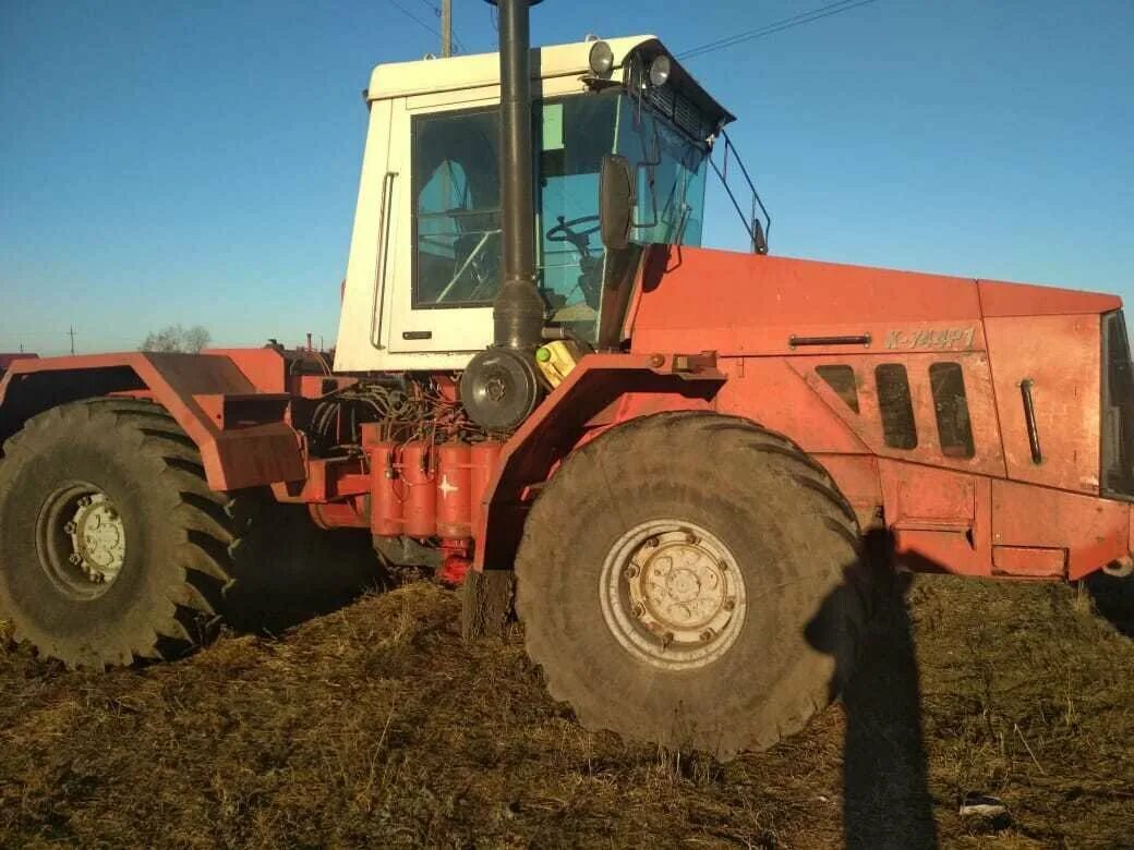 Кировец 744 бу. Кировец к-744. Кировец 744 р1. Кировец 744 бу. Трактор кировец к-744р2.