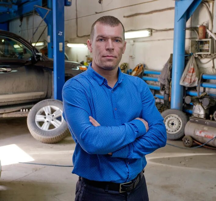 Руководитель автосервиса. Владелец автосервиса. хозяин автосервиса. директор автосервиса. мастер-приемщик автосервиса.