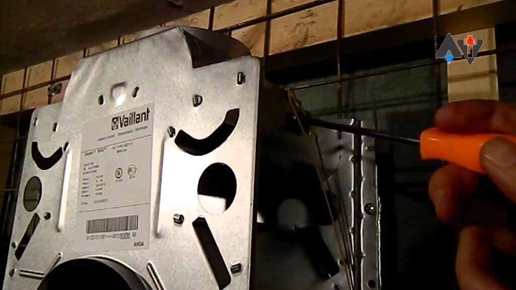 Vaillant 11 xz c. Junkers wr275-1 kd1. junkers wr10 p23. газовая колонка vaillant. газовая колонка бош юнкерс академия теплотехники горелка.