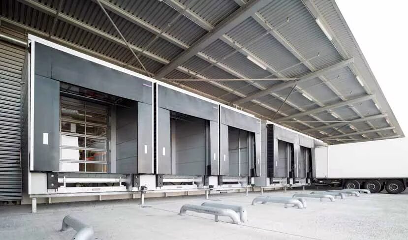 портовый контейнер кафе модель revit. планировка помещения. разгрузочная комната для галереи. помещение разгрузки. доклевеллер alutech.