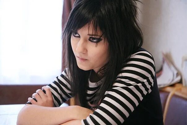 Аня носова актриса. Анна носова школа. Аня носова эмо. Аня носова. Валентина лукащук эмо.