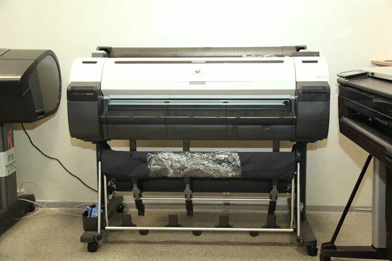 Canon imageprograf ipf770. Плоттер ipf770 canon. кэнон ipf 770. плоттер кэнон ipf 770. принтер кэнон ipf770.