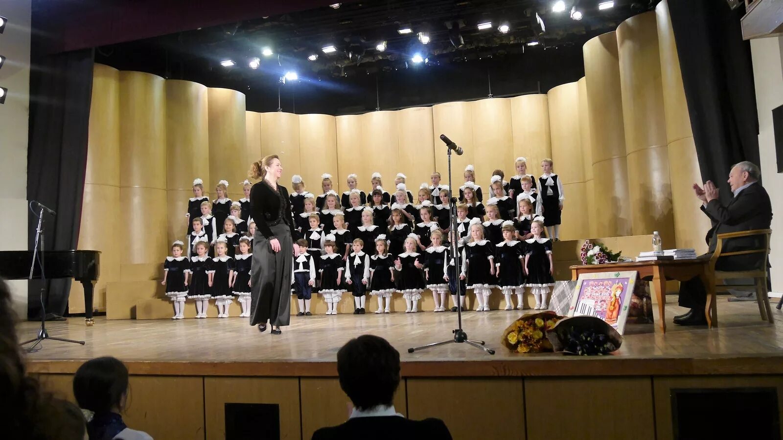 иван михайлович никифорчин дирижер. сайт музыкальной академии. сайт музыкальной академии. академия русской музыки. музыкальная академия.