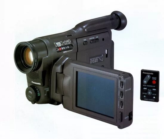 Камера 2000 года. Видеокамера Панасоник vx7. Panasonic NV-vx7. Видеокамера Панасоник 2000 года. Panasonic VX 2000.