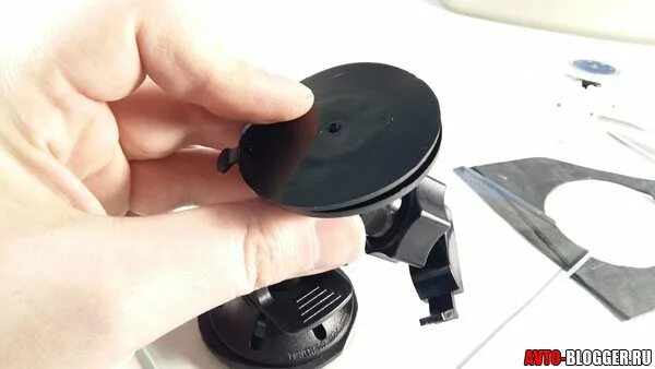 Видеорегистратор присоска отваливается. Присоска для видеорегистратора ibox. присоска для видеорегистратора advocam. присоски на лобовое стекло. присоски для видеорегистратора на лобовое стекло.