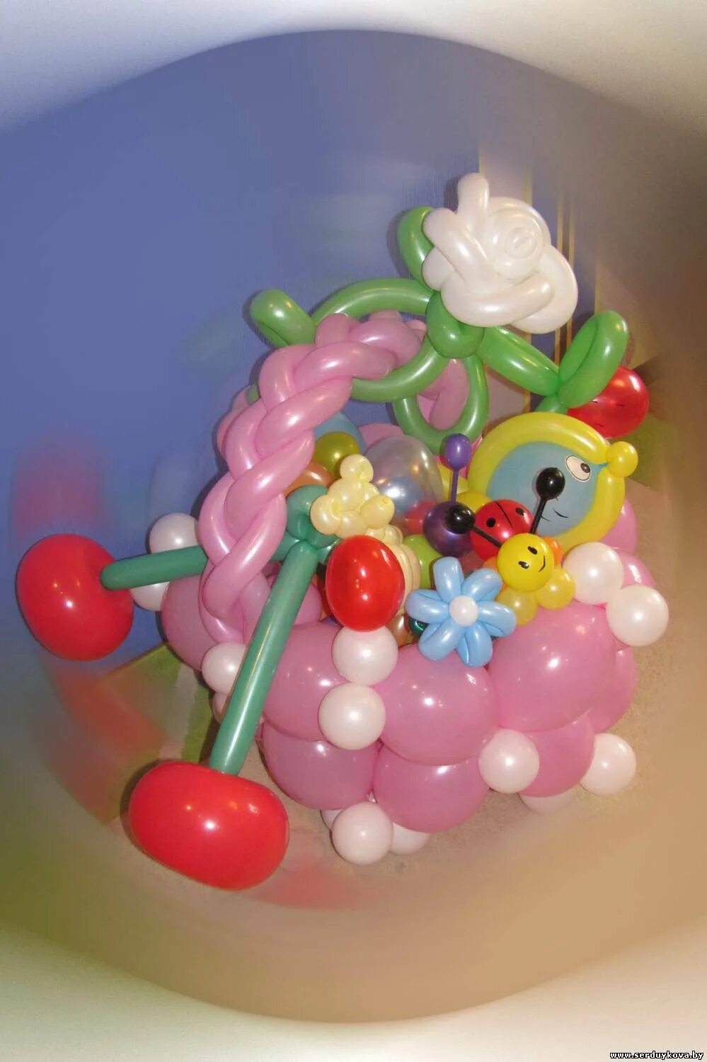 69 шаров. Фигуры из шаров. Цветочная композиция из шаров. Фигурки из шаров на день рождения. Изделия из воздушных шариков.