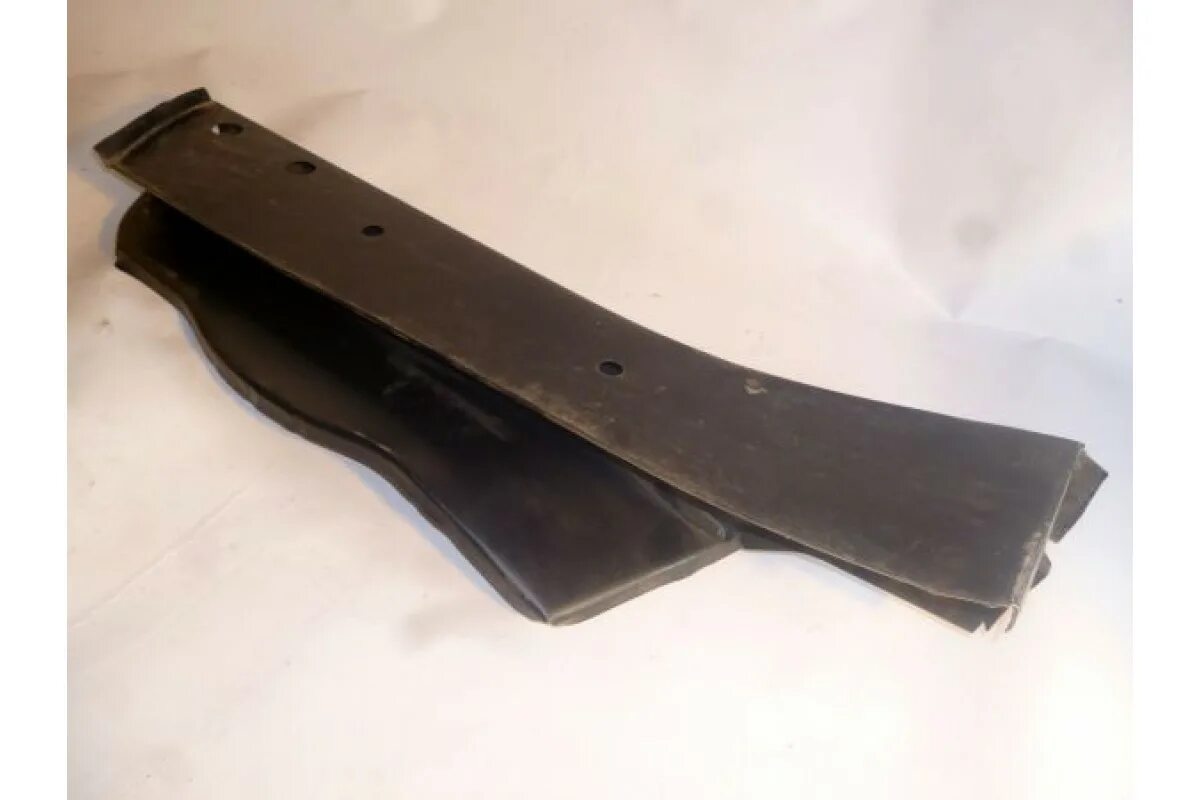 Лонжерон пола левый 2101. Задний левый лонжерон ваз 2105. Задний лонжерон 2105. Задний лонжерон ваз 2105. Лонжерон пола ваз 2101.