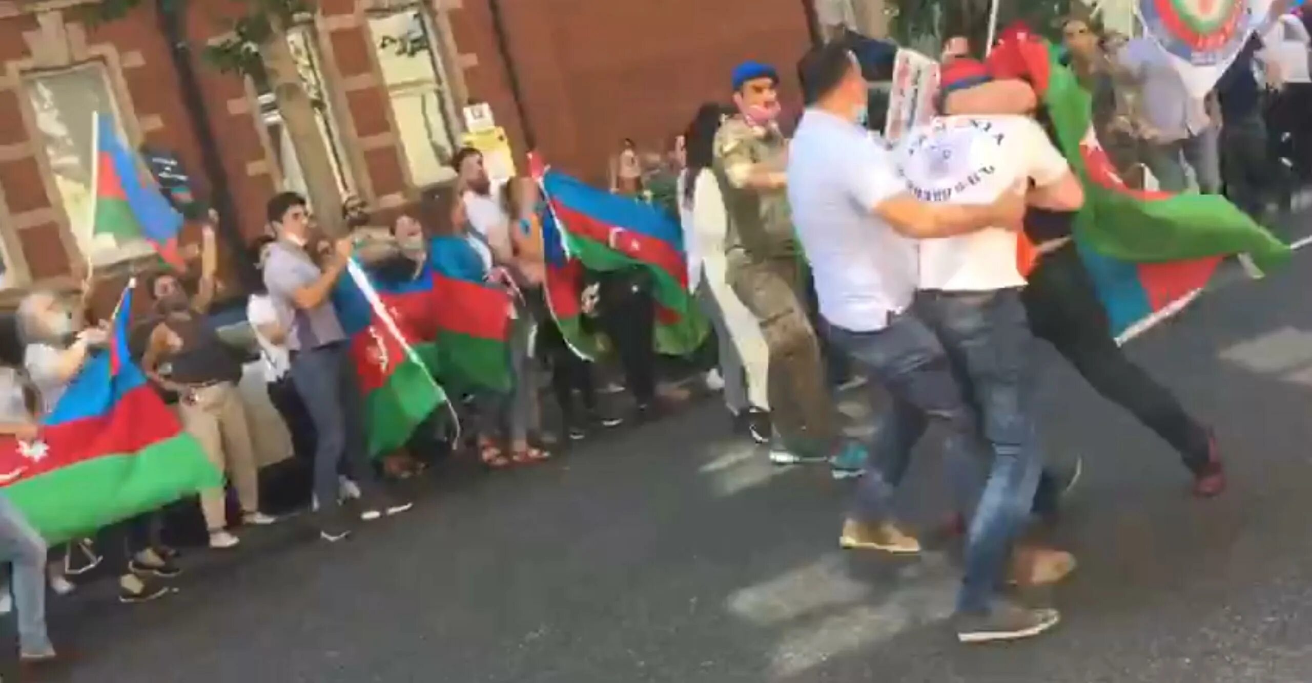 Армяне не любят турков