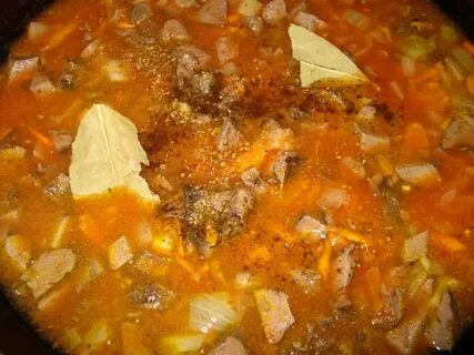 Подлив с мясом луком морковью