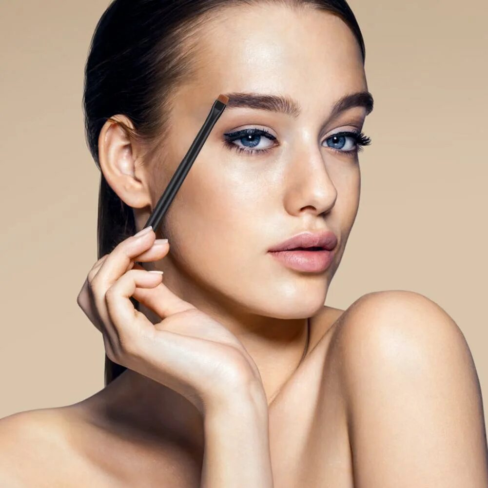 Perfect brow. Красивые брови. Лицо девушки для макияжа. Макияж бровей. Девушка брови.