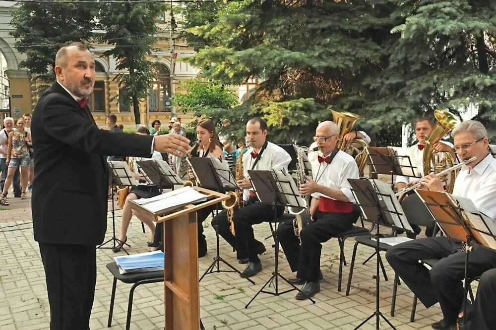 Эстрадно духовой оркестр. Воронежский Губернаторский эстрадно-духовой оркестр. Губернаторский духовой оркестр Воронеж. Тульский Губернаторский духовой оркестр. Уральский духовой оркестр Челябинской филармонии.