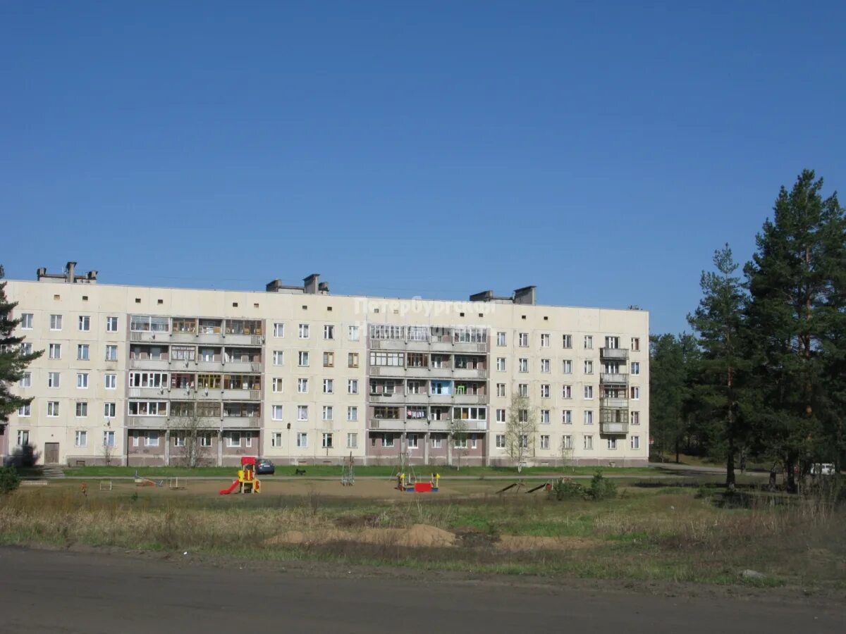 Ул солнечная омск. Новоселов, 32. Малукса ленинградская область. Старая малукса ленинградская область. Старая малукса вид сверху.