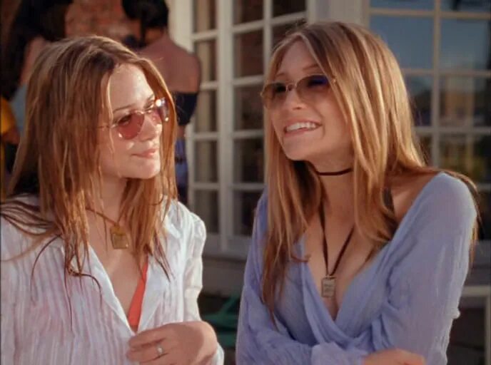 Веселенькая история. Верхом на помеле птица. Веселенькая история. Веселенькая история. Зощенко смехач.