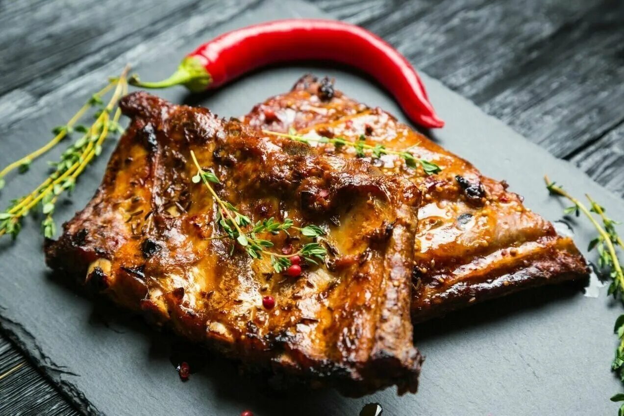 копчёные рёбрышки. ребра bbq. ребра bbq в духовке. свиные ребра bbq. ребра в медово-горчичном соусе.