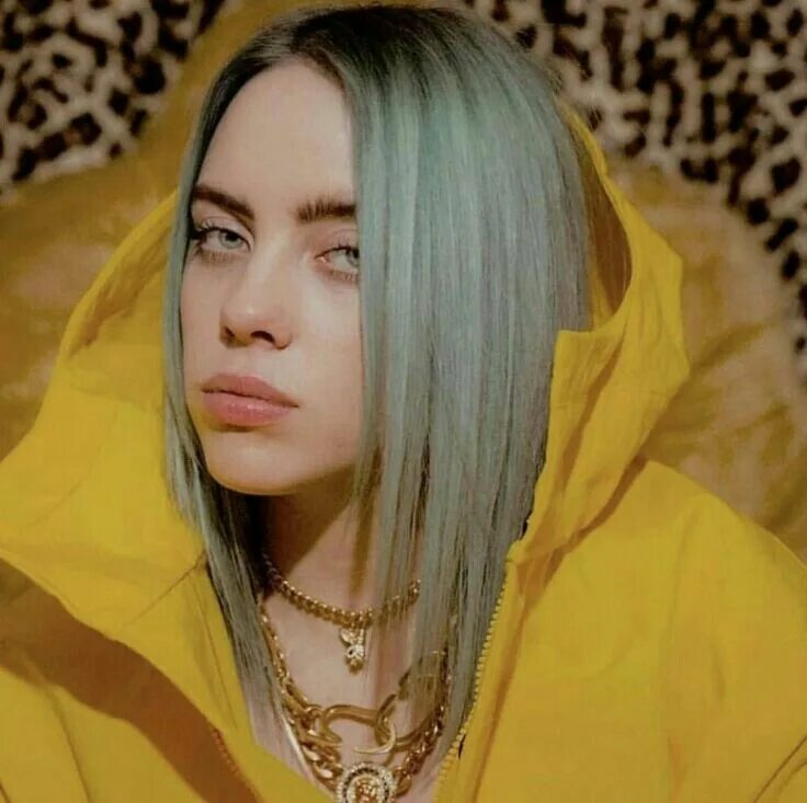 Девушка. Билли айлиш фотосессия 2021. Билли айлиш клипы. Therefore i am обложка. Eilish billie eilish.
