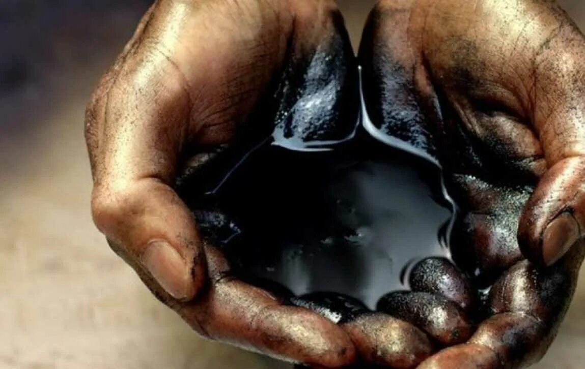 Жидкое горючее ископаемое. Нефть. Сырая нефть. Нефть картинки. Нефть жидкая.