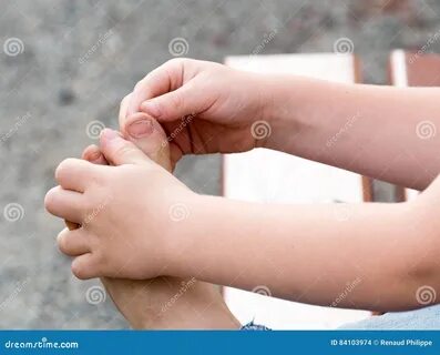 2 ноги и мальчики