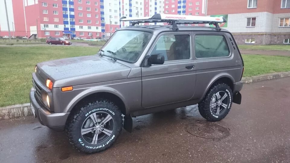 Диски страйки. 215/75r15 BFGOODRICH Нива. Диски x'Trike r15 на Ниве. 215/75 R15 на ниву.