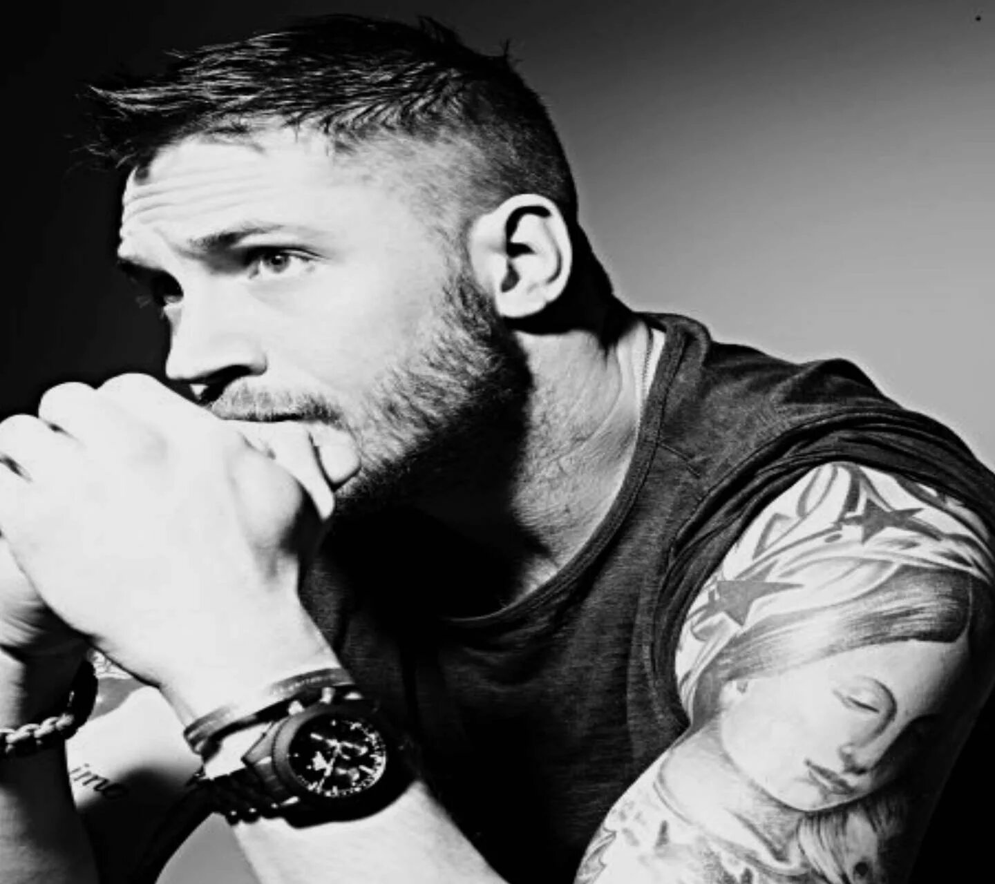 Tom hardy в роли. Том харди 2021. Том харди 2024. Том харди. Том харди 2022.