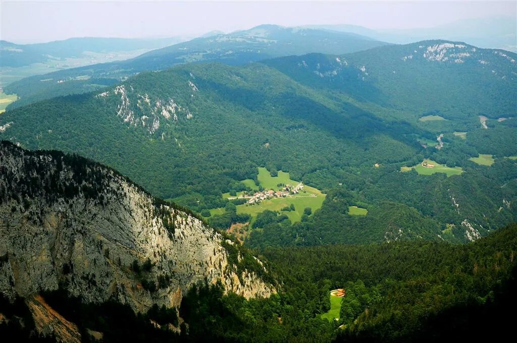 Юр гора
