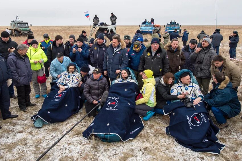 Где приземлился космонавт. Союз тма-18. встреча космонавтов на земле. возвращение космонавтов на землю. космонавты после приземления.