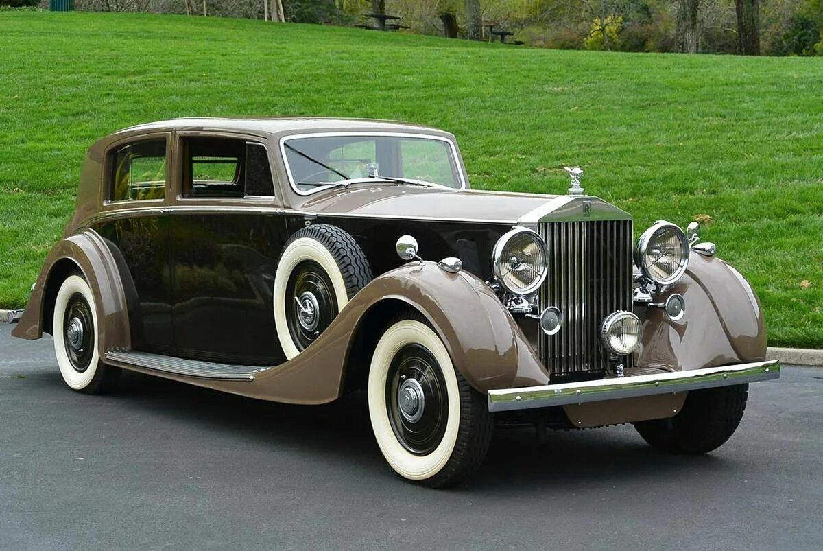 Rolls история. Rolls Royce 30х. Rolls Royce 40-50 Phantom 1936. Роллс Ройс 1890. Бентли Роллс Ройс 1937.