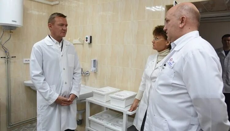 4 городская больница москва. урологическое отделение областной больницы курск. 1 областная больница курск. сумская городская клиническая больница 1 персонал. номер телефона урологического отделения областной больницы.