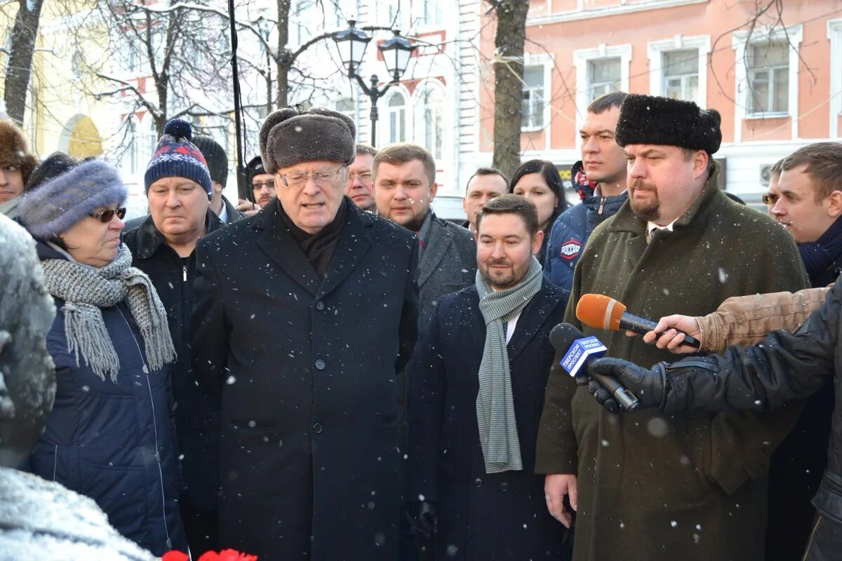 Дом круга сегодня. Музей круга в твери. музей михаила круга в твери. дом михаила круга в твери. жириновский на похоронах круга.