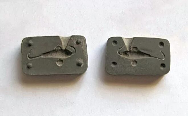 Форма для отливки балансиров. Самодельный балансир. Литье балансиров. Формы для литья рыболовных балансиров. Форма для отливки балансиров.