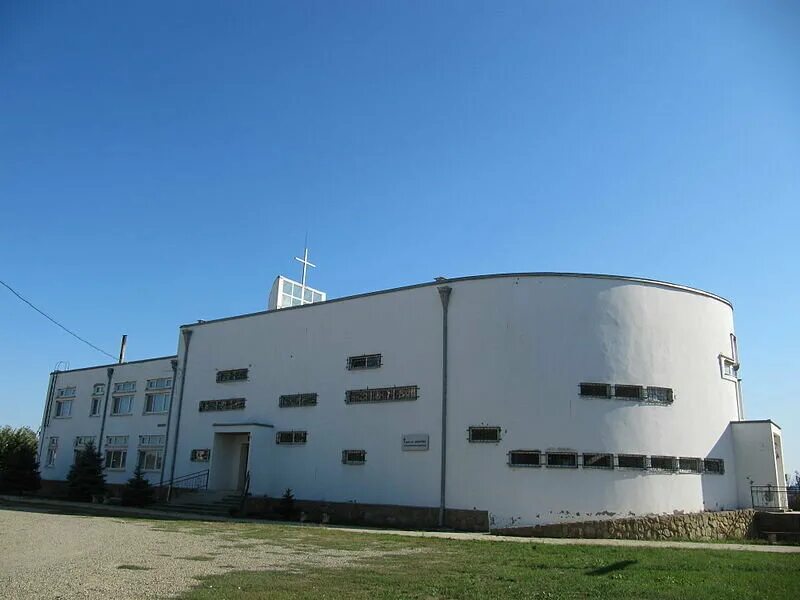 храм либория краснодар. костел ядвиги и либория в анапе. церковь святого либория. римско-католическая церковь анапа. католическая церковь в краснодаре.