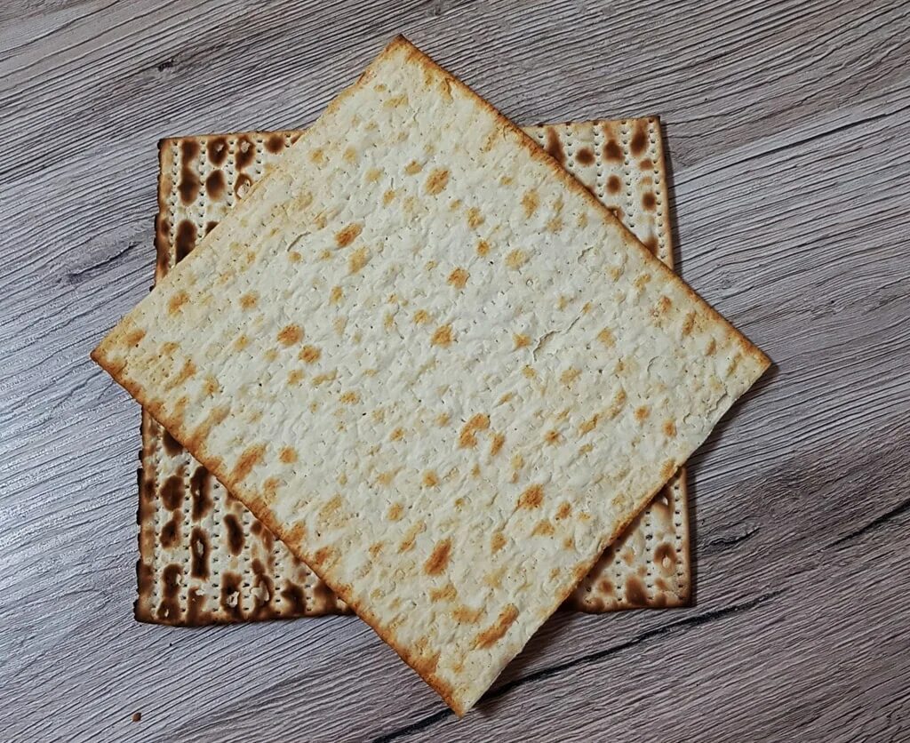 Лембас эльфийский хлеб. Эльфийский хлеб австралия. Хлебно волшебно. Монах и хлеб. Картина монах с хлебом.