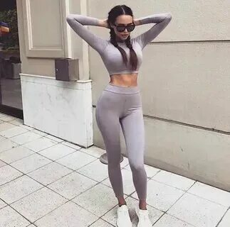 Штаны инстасамки. Juicy couture брюки. Штаны джуси инстасамка. Спортивные штаны джуси кутюр. Штаны инстасамки джуси.